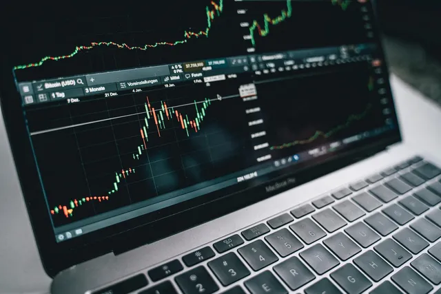 How to Invest With Faith and Wisdom