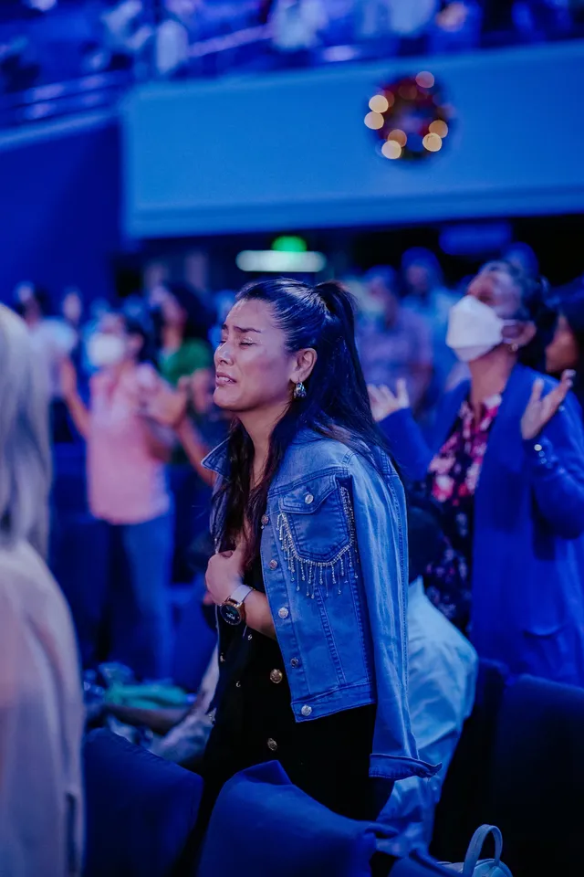 Mega-Churches vs. Small Churches: Which Is Better?